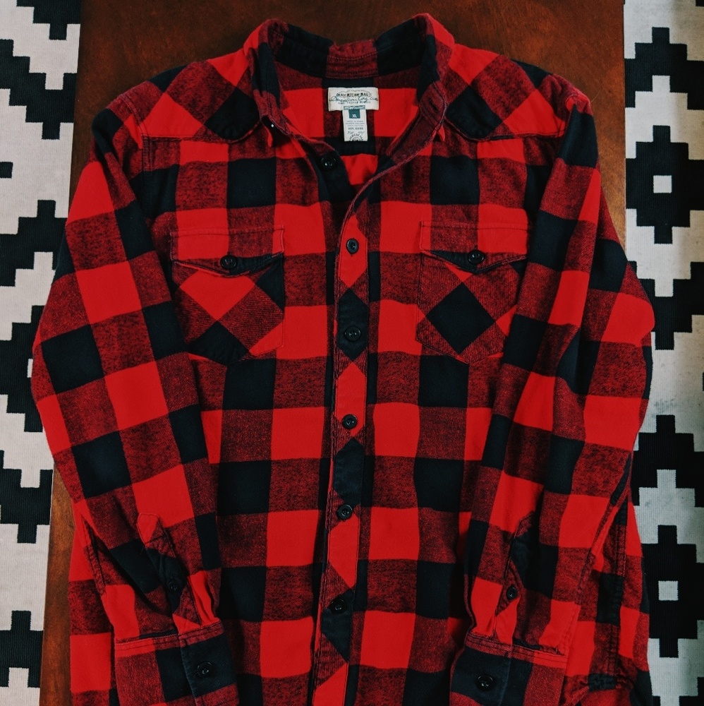 American Rag red/black flannel shirt